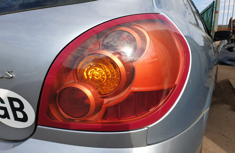 Nissan Almera SE Rear Tail Light Drivers